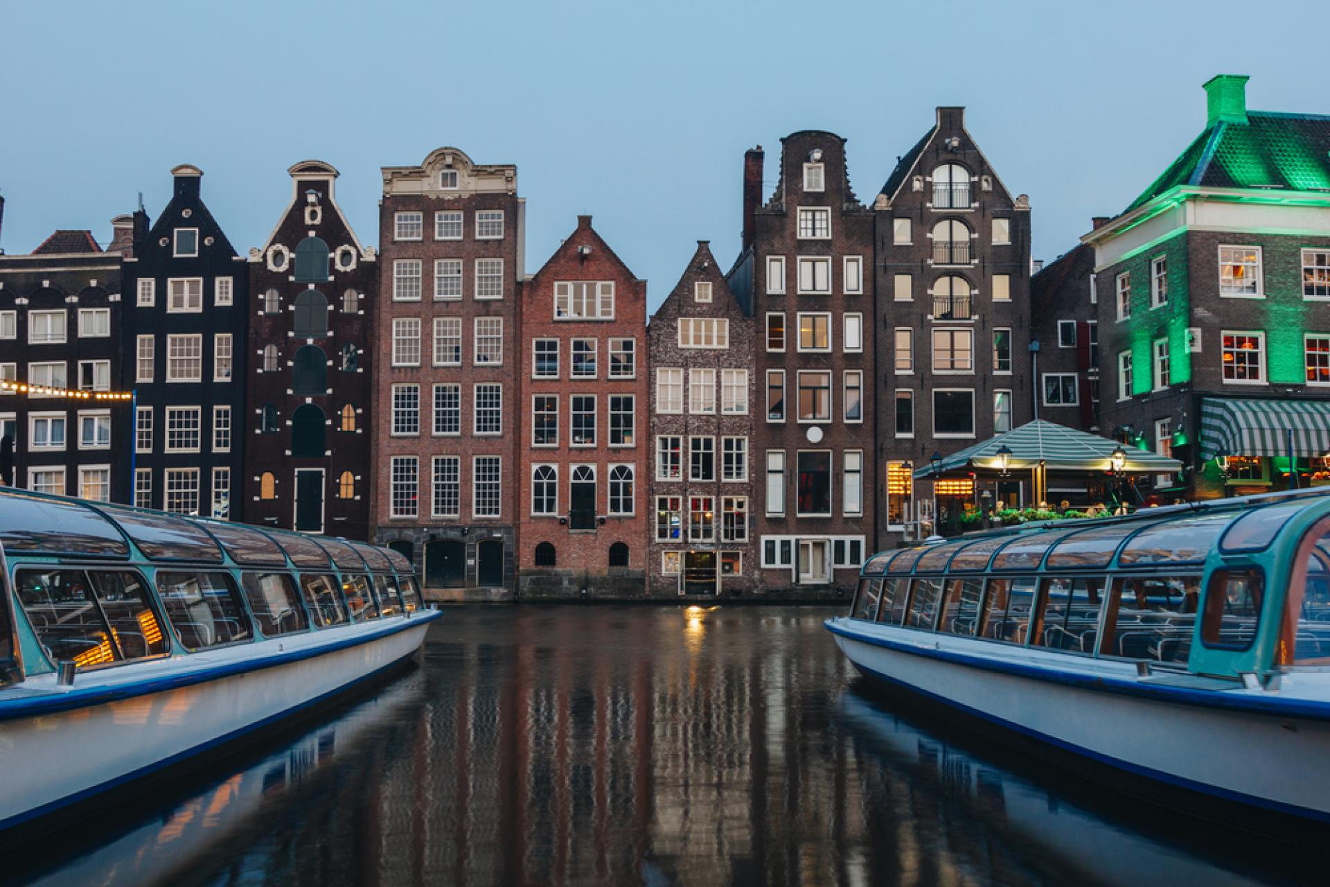 Afbeelding Bezoek Amsterdam deze zomer met een rondvaart